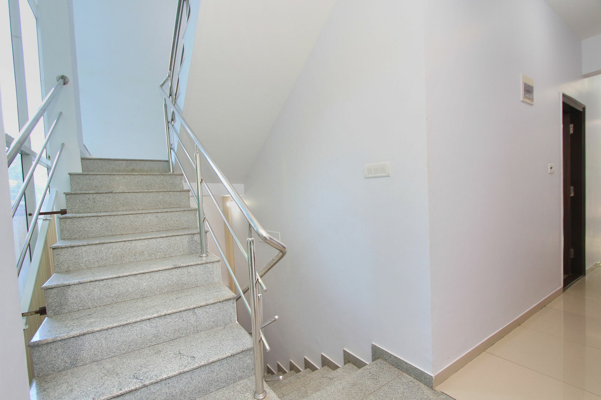 העיר בנגלור Hotel O Royal Inn מראה חיצוני תמונה